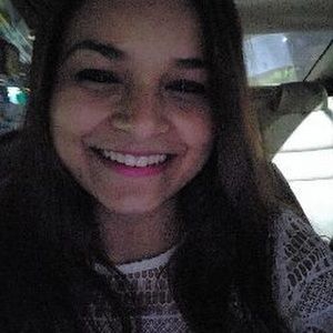 Meet your Posher, Ayushi